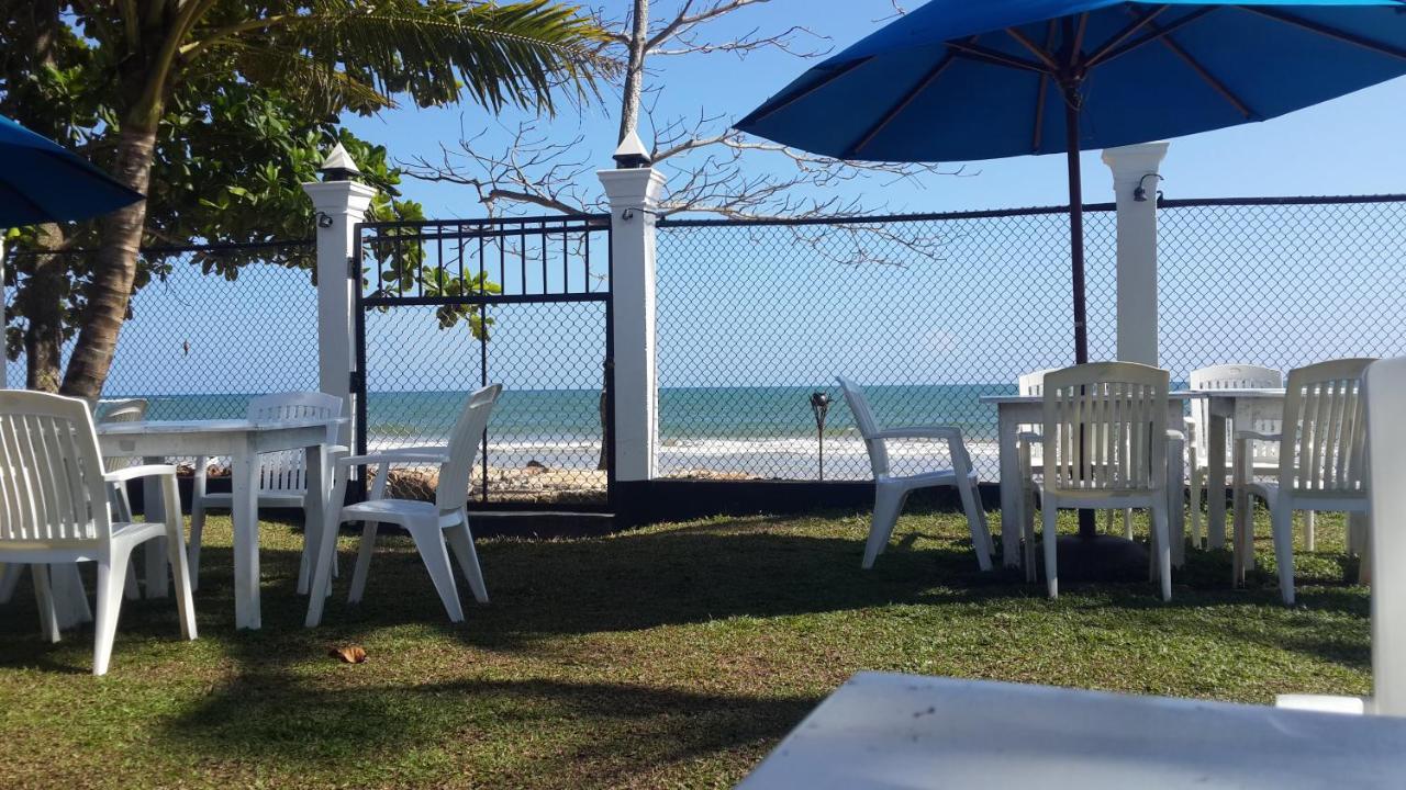 Estuary Hotel Matara Extérieur photo